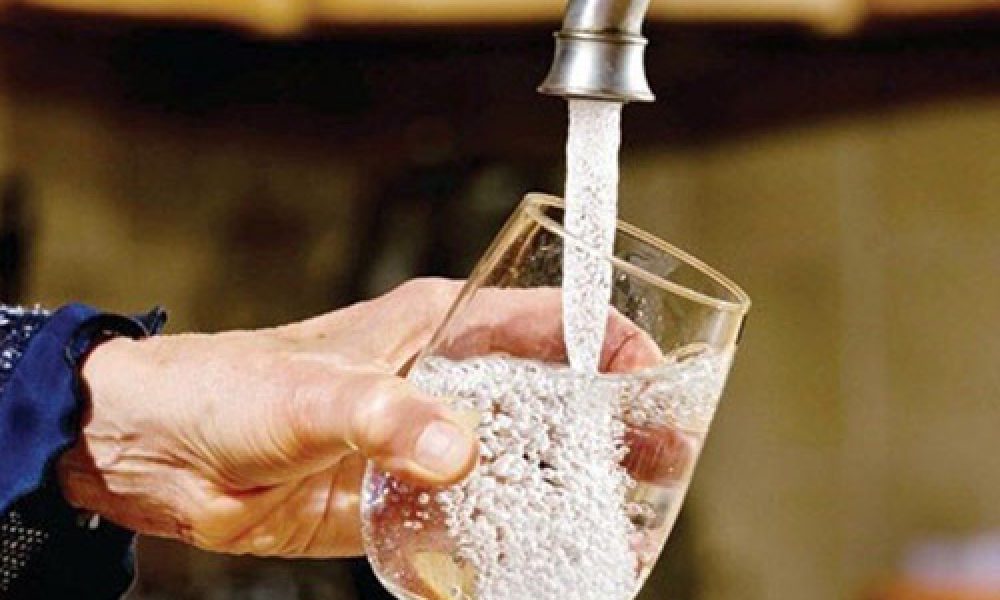 آب شرب استان از نظر آلودگی‌ های میکروبی سالم است