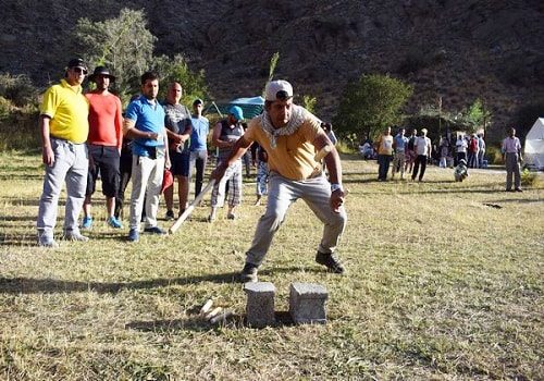برگزاری جشنواره بازی‌های بومی و محلی شهرستان مهدیشهر