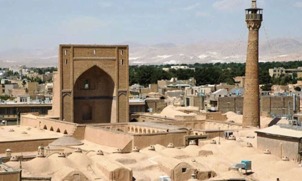 تنها مسجد جامع دارای باغ ایران در سمنان قابلیت ثبت جهانی دارد