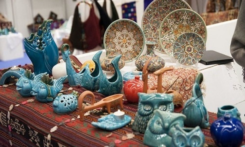 نخستین نمایشگاه منطقه‌ای صنایع دستی در استان سمنان