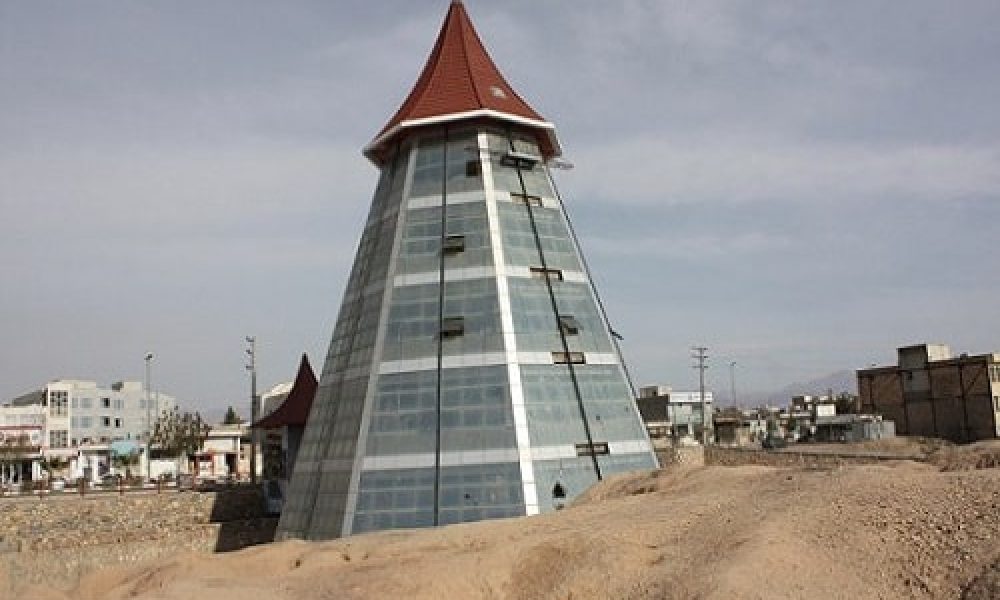 شروع عملیات بازسازی برج چرمنه سمنان