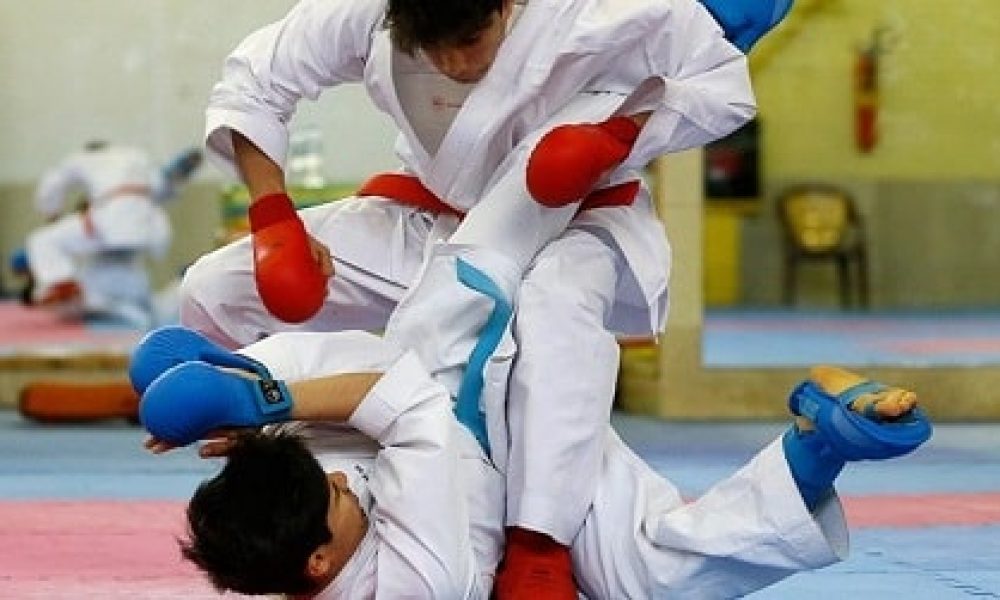 سمنان مقام نخست مسابقات ملی کاراته را به دست آورد