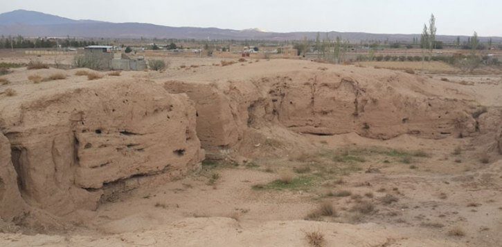 تپه باستانی سنگ چخماق کجاست + تصاویر