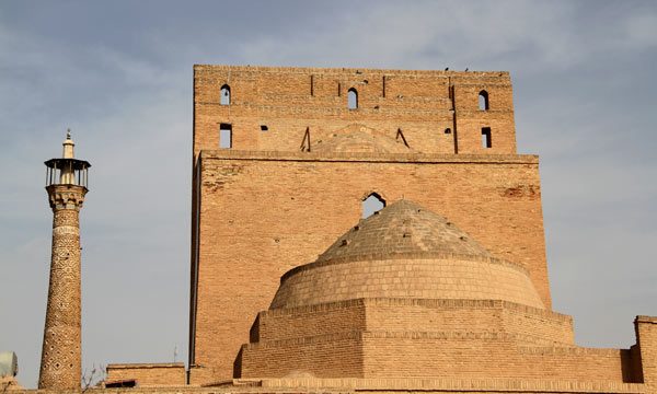 همراه با همسفر در مسجد جامع سمنان و مسجد رستم پاشا